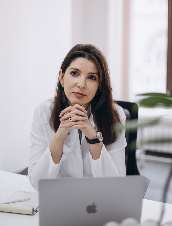 Dr. Nigar Nəcəfbəyli — konsultasiya